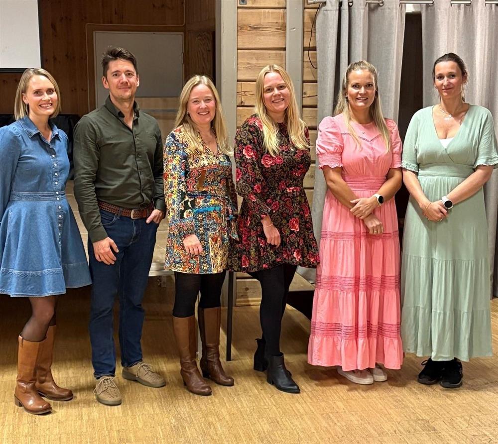 Psykisk helsetjenesten i Vegårshei kommune: Helene Hommefoss, Per Stian Wølneberg, Gunn Karin Songedal, Christine Ask Jørgensen, Monica Linda og Line Myre.  - Klikk for stort bilde